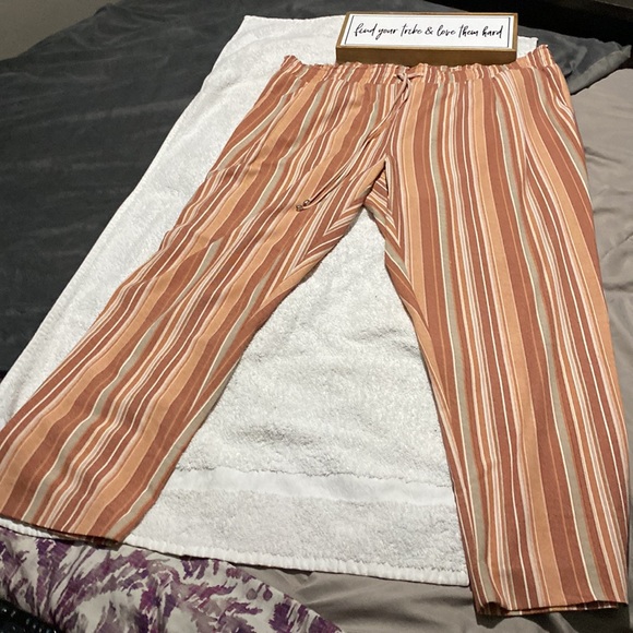 NWOT Ladies pants XL - Picture 2 of 7